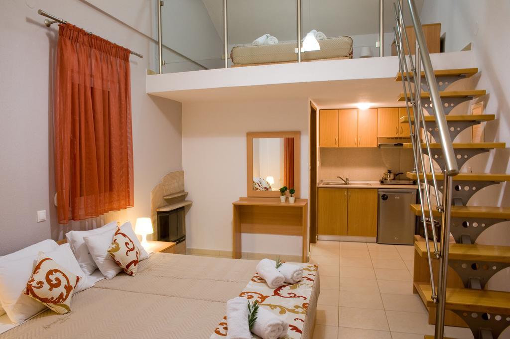 Agrelia Studios Agios Nikolaos  Rum bild